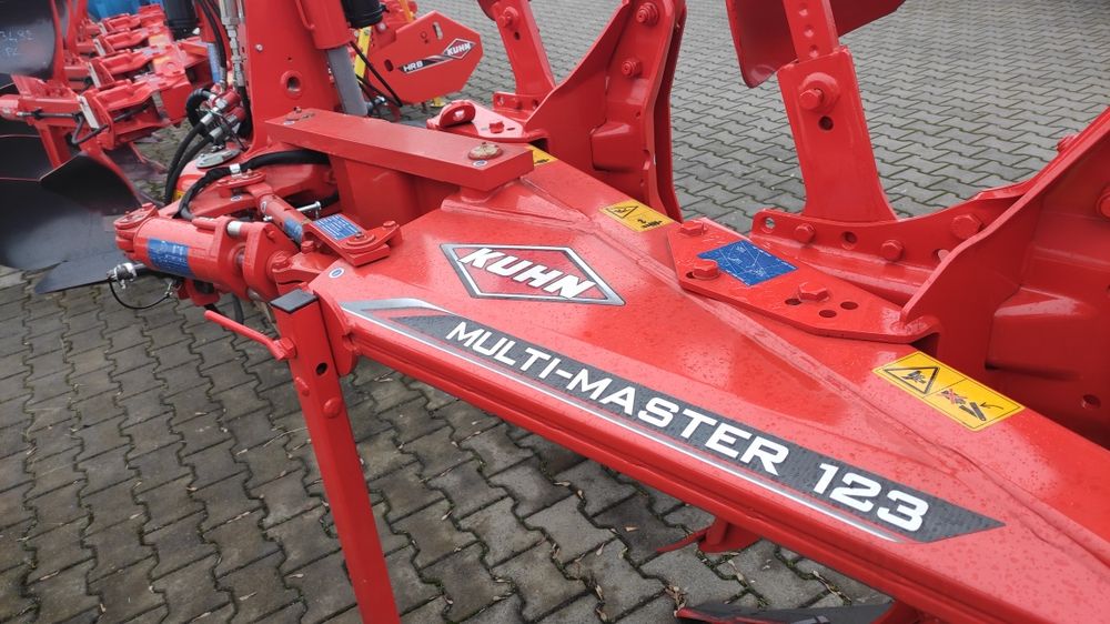 Pług obrotowy KUHN MULTI-MASTER 123 3+1 fabrycznie nowy liniowanie cena brutto gwarancja serwis