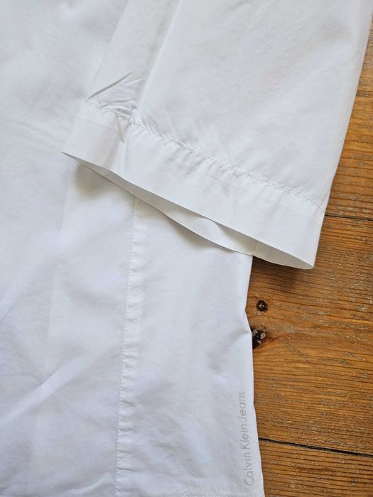 Biała koszula- bluzka galowa- koszula Calvin Klein