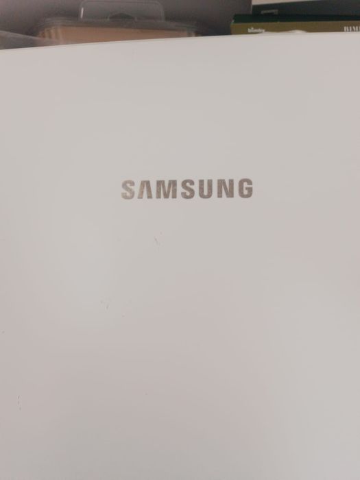Frigorífico combinado Samsung em bom estado