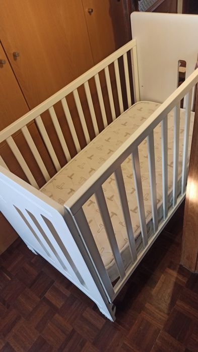 Cama de grades para bebe TRAMA