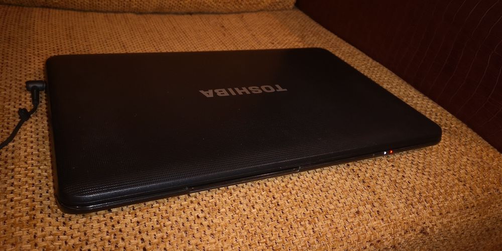 Portátil Toshiba Pronto a usar