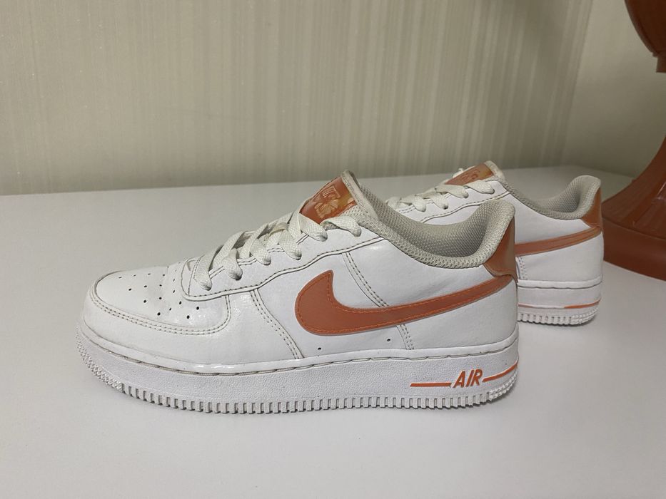 Кросівки nike air force 1 білі шкіряні кеди