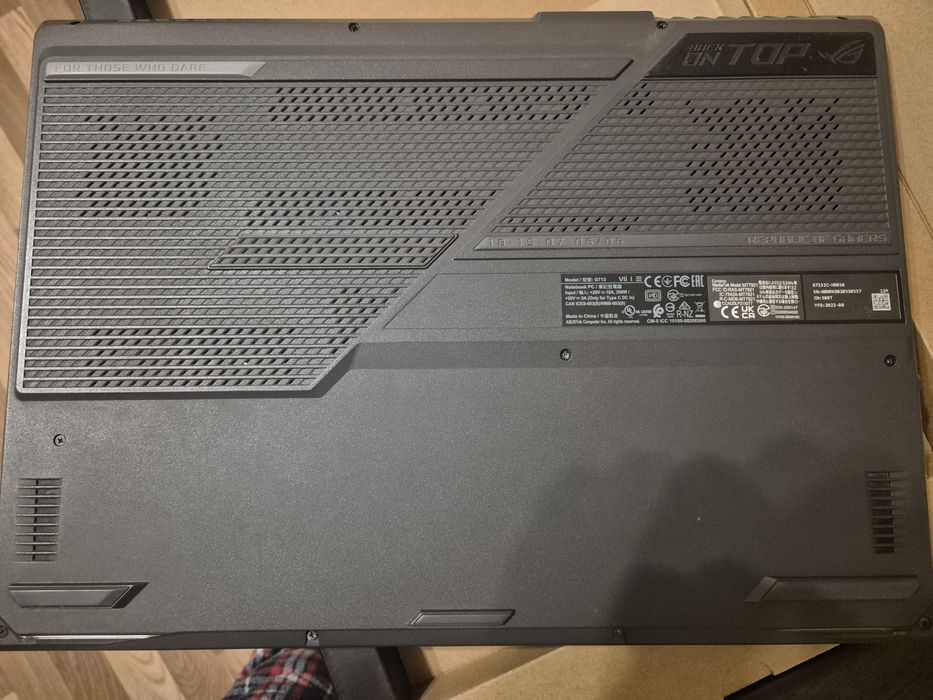 Asus g713 17' AMD 7 4800/16gb/ssd512/RTX3050