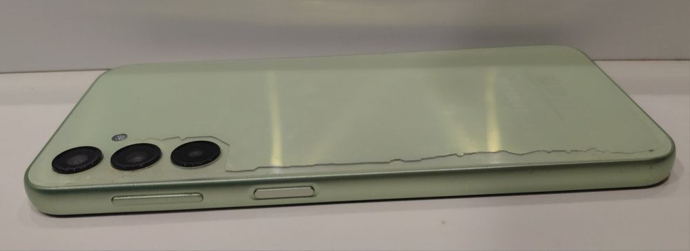 Смартфон Samsung Galaxy A24 128GB (Лайм)