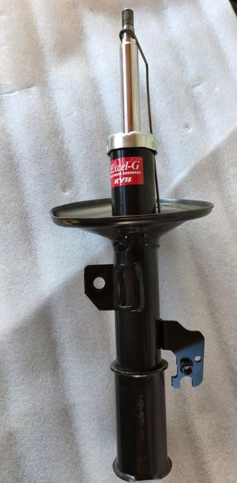 Амортизатор lexus Toyota.