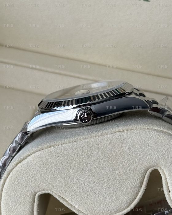 Годинник Day-Date 40mm 228239 Blue Ombre