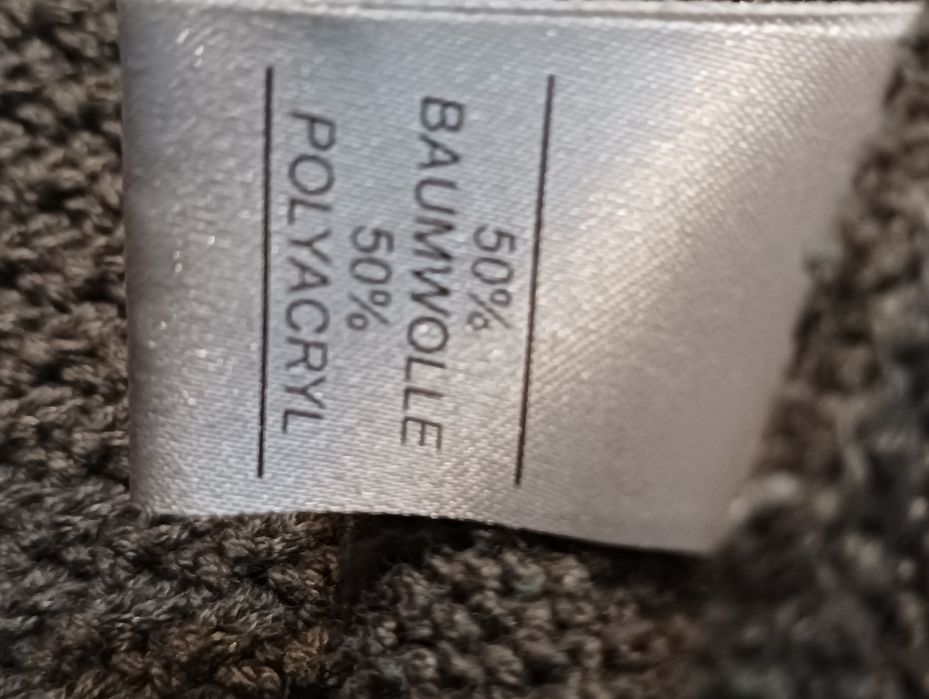41. Sweter damski rozmiar 40 firmy Diversi