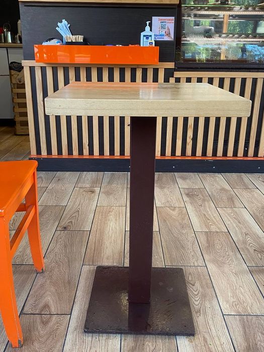 Стіл барний на 2