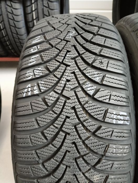 Sprzedam opony zimowe używane 205/55R16 Goodyear