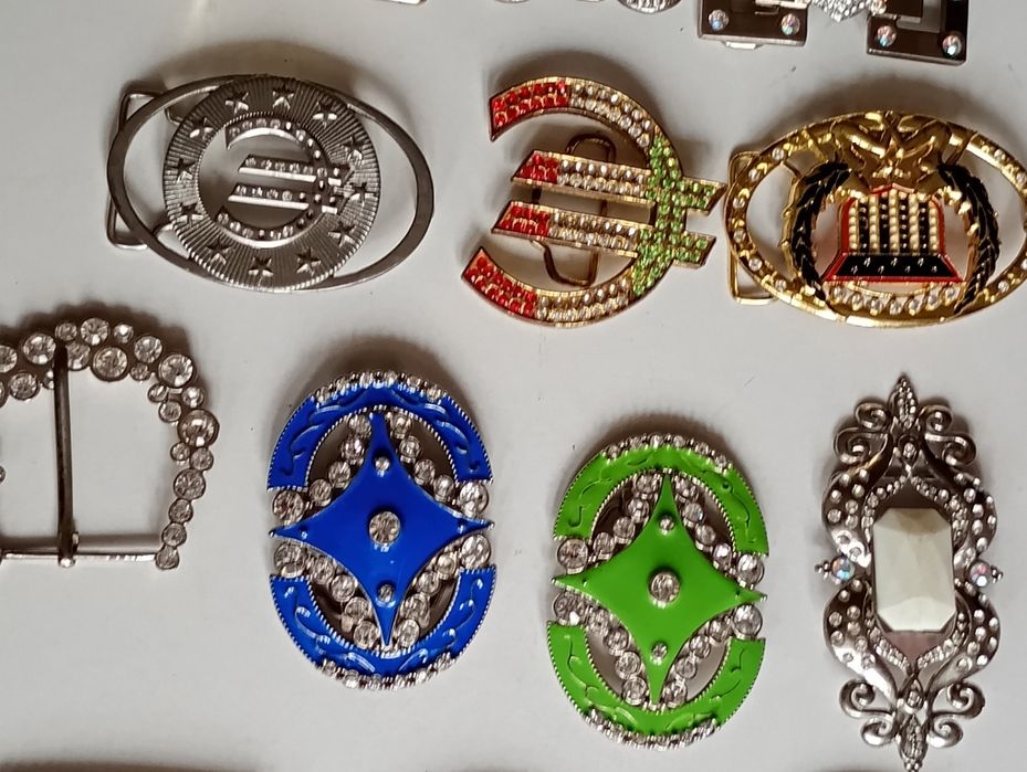 Пряжка  декоративная для женского  ремня,   декора  сумки.