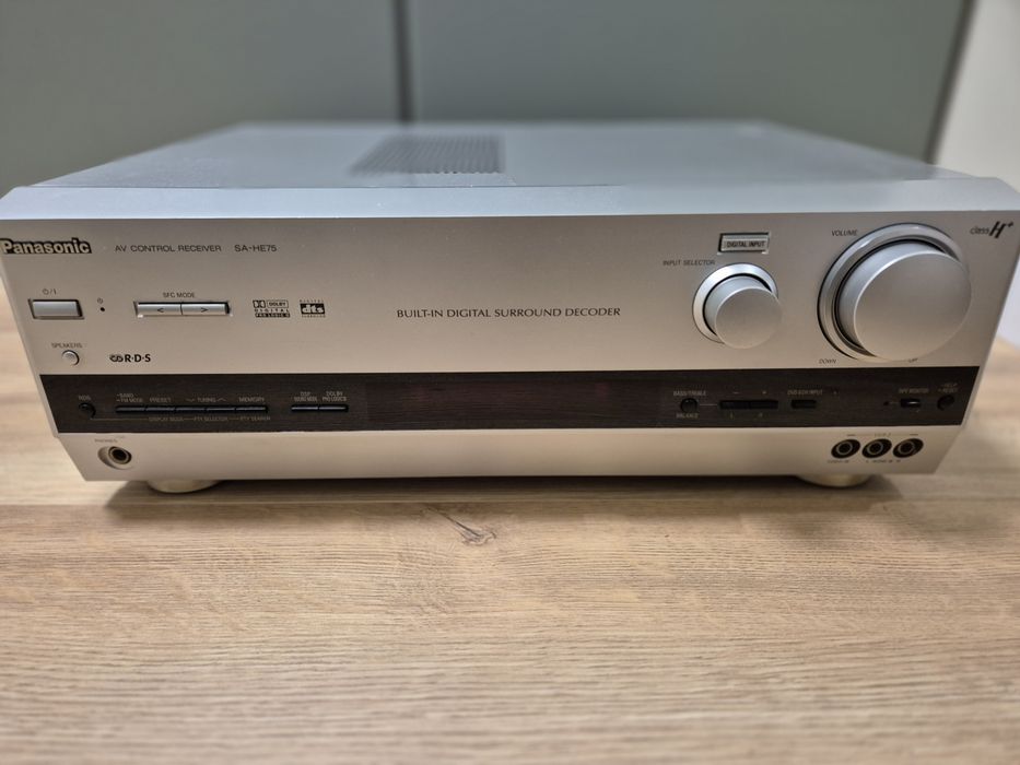Amplituner Panasonic SA-HE75