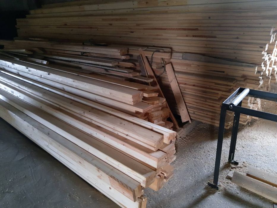 Дошка соснова суха необрізна камерної сушки