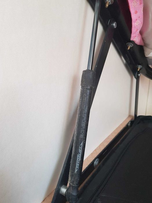 Cama solteiro Branca com estrado elevatório e colchão 90x190
