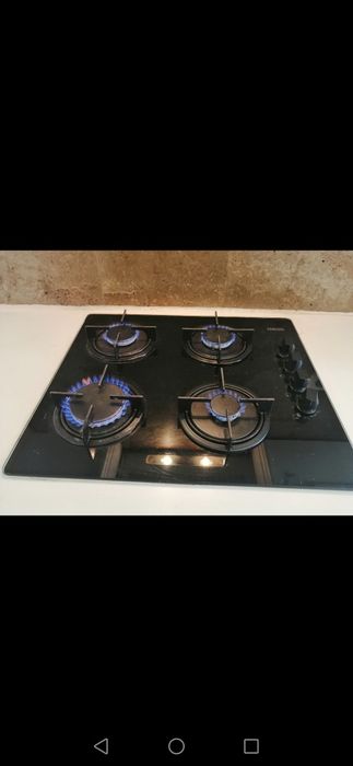 Placa de gás Zanussi em excelentes condições