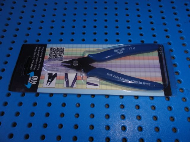 Alicate de Corte Eléctrico-NOVO