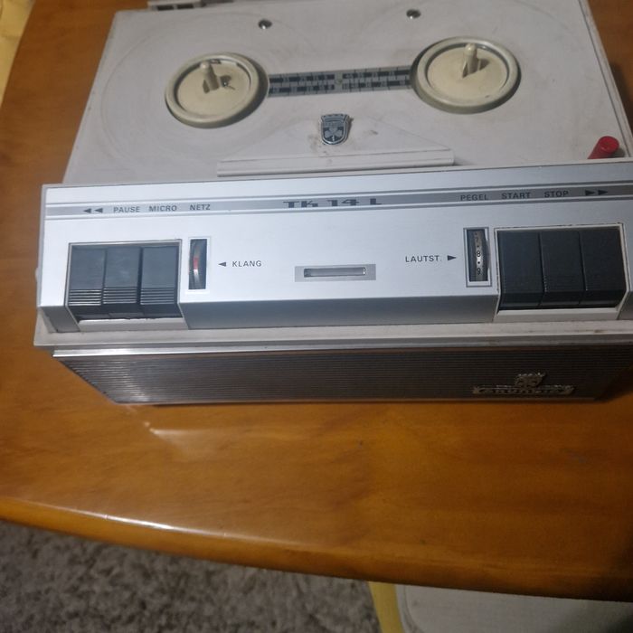 Gravador de bobines Grundig