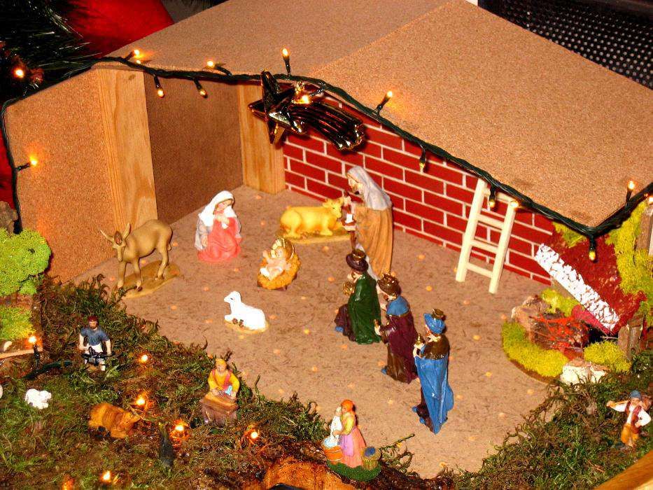 Vendo Presépio em Cortiça e Madeira