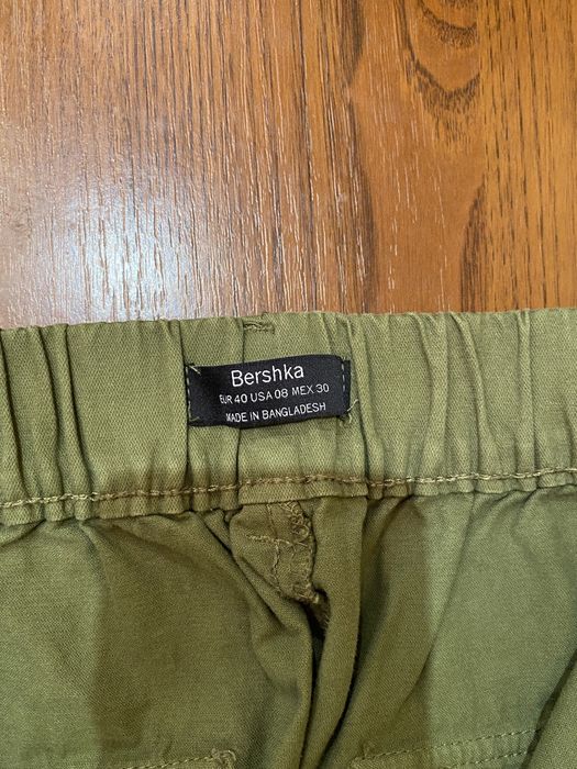 Джинси Bershka