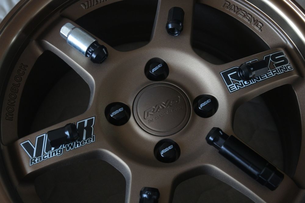 Колёсные гайки Volk Rays стальные кованые (не дешёвый алюминий) racing