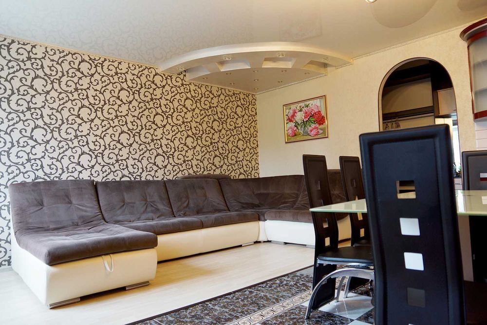 RLT S01 Оренда 3 кімнатної квартири по вул. О. Довженка 152