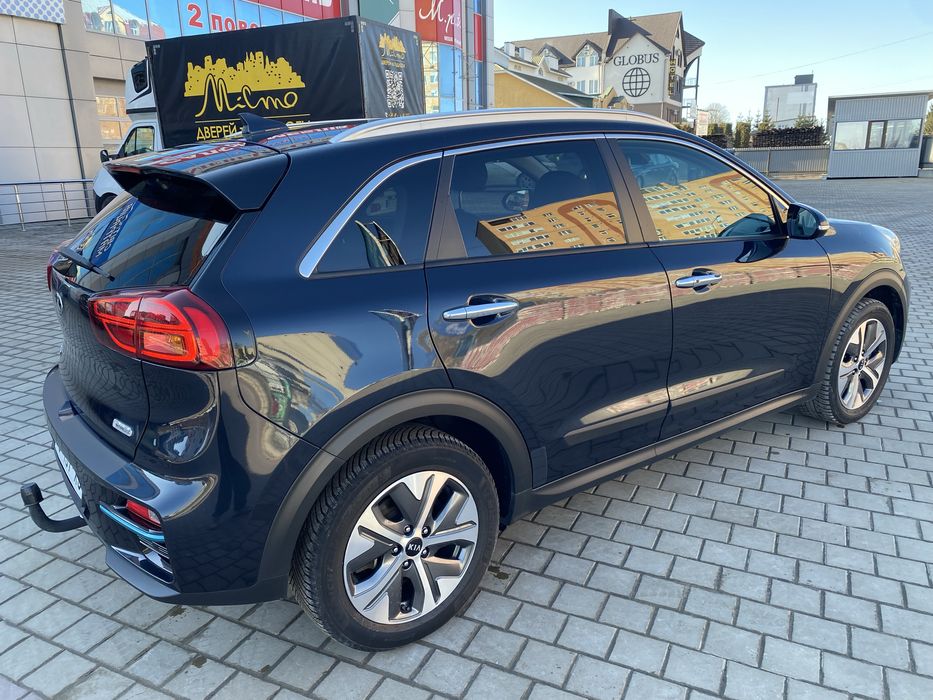 Оренда авто електромобіль