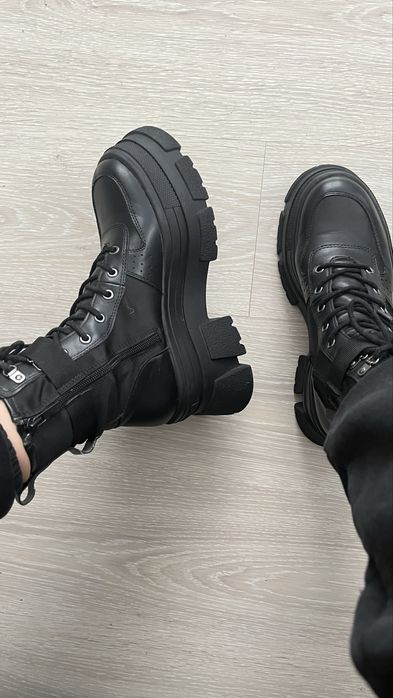 Берці черевики stradivarius 38