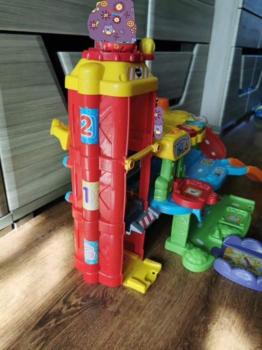 Garaż interaktywny tutut vtech