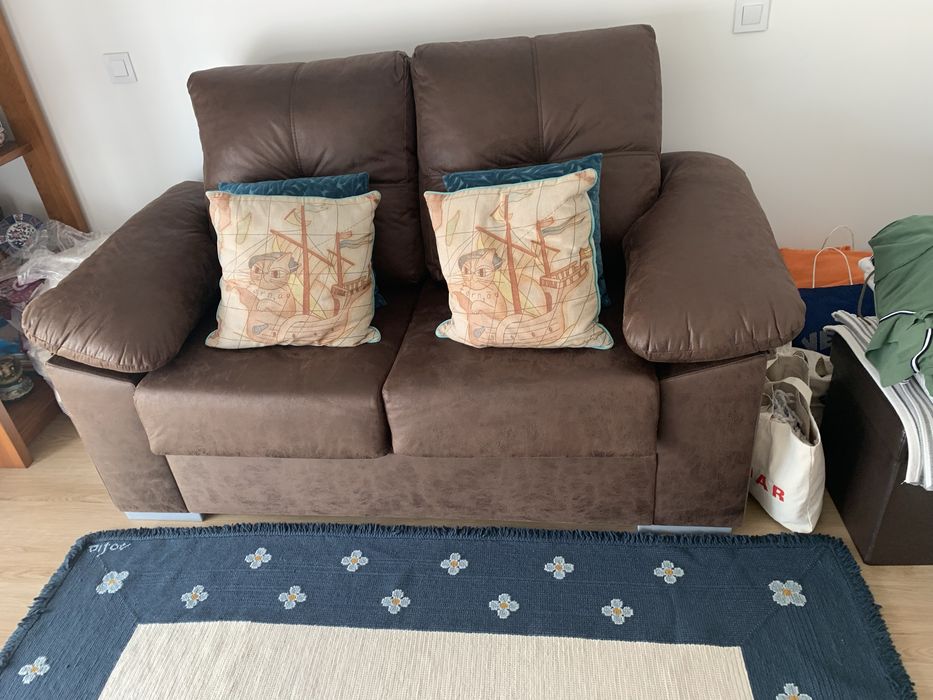 Sofa de pele sintetica