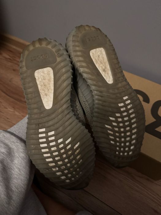 Yeezy boost 350 V2