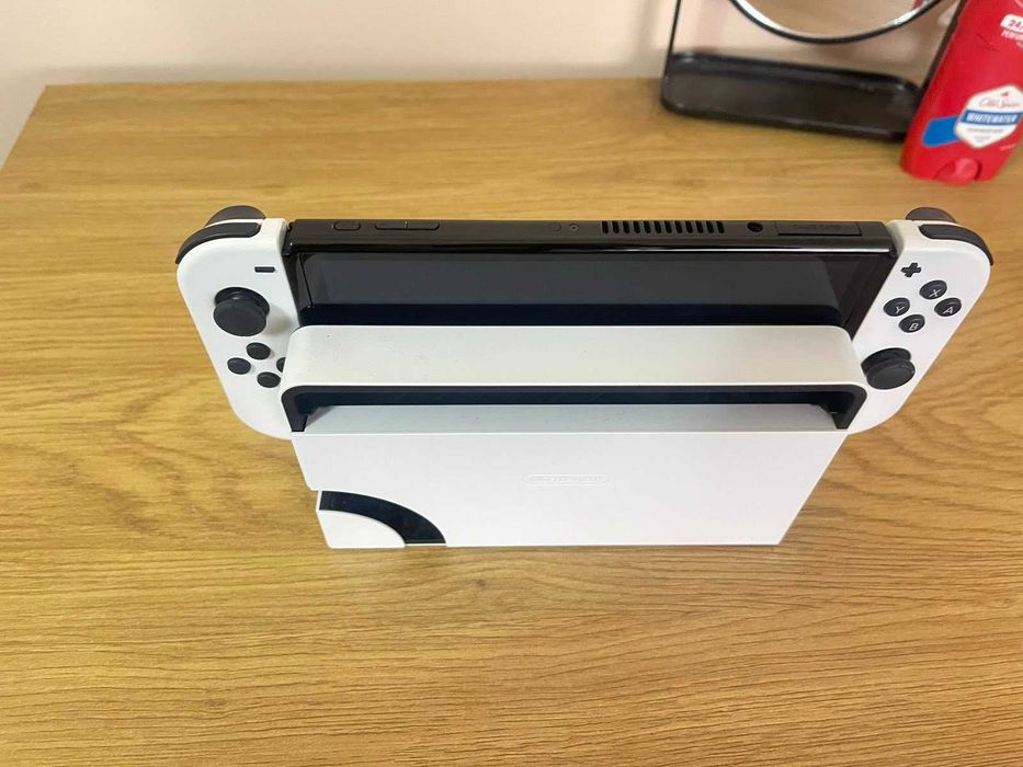 Продам Nintendo Switch