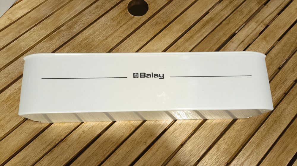 Suportes de frigorífico Balay em excelente estado. Vários suportes e gavetas de congelador.