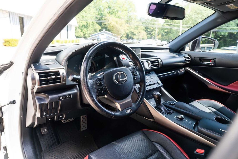 Lexus IS 250 Crafted Line      2015