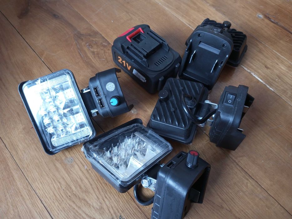 Прожектор под батареи makita.С регулятором мощности.Макита