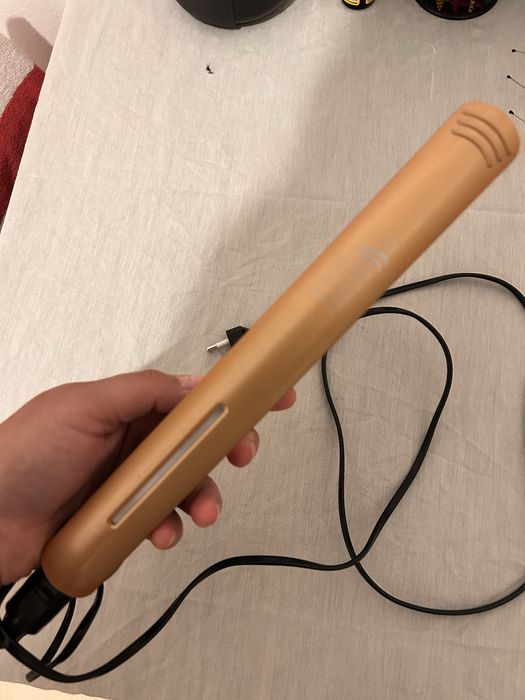 Vendo prancha de cabelo nova