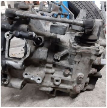 Продам КПП на Jeep Compas