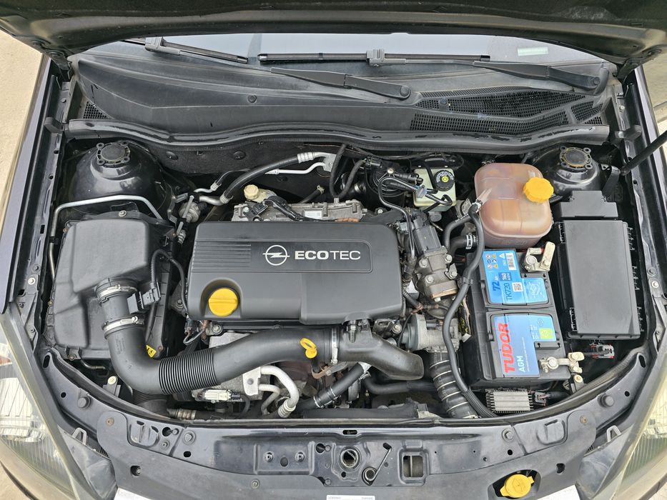 Opel Astra GTC 1.7 CDTI 125