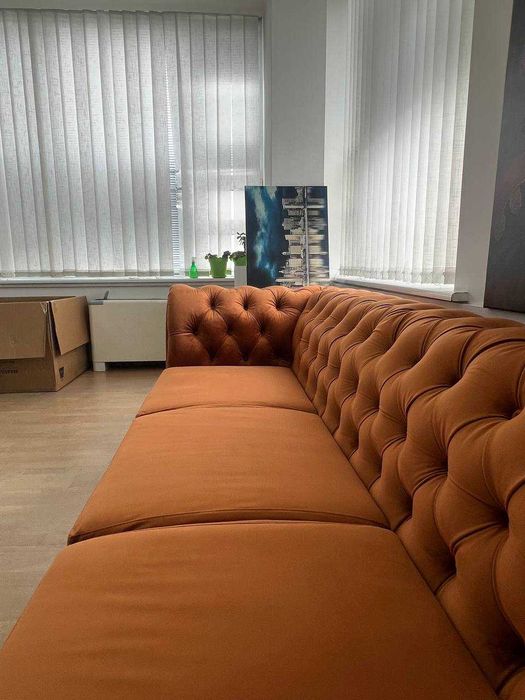 Продам гарний відновлений диван
