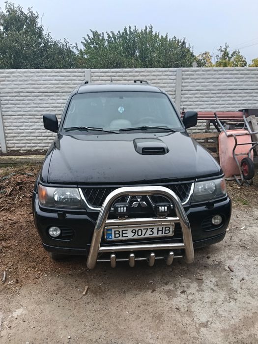 mitsubishi pajero sport