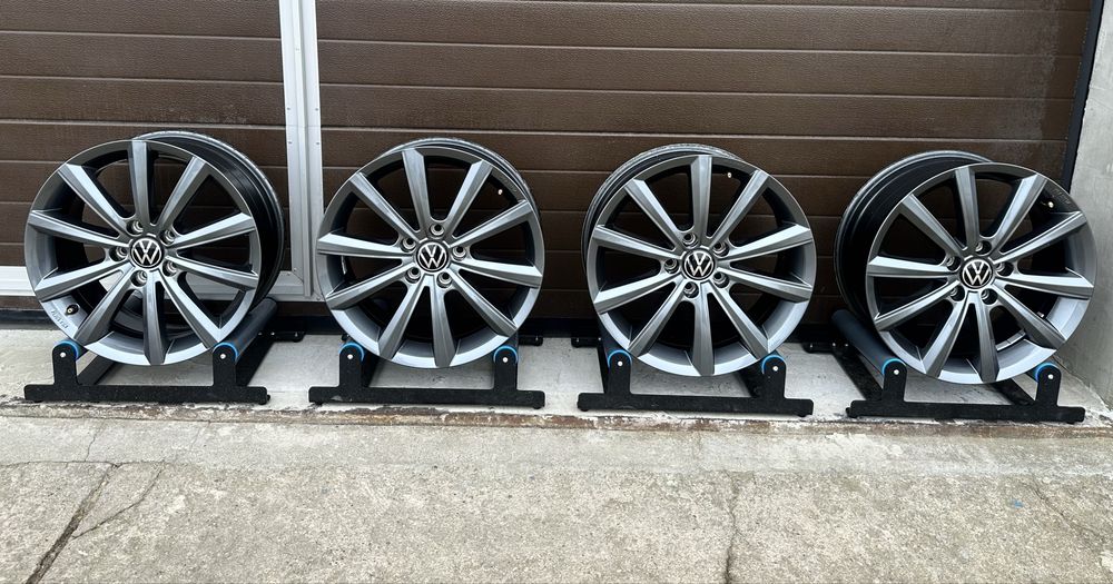 4x felgi aluminiowe 5x112 r17 et41 6,5J Alufelgi Oryginał VW Grafitowe 17”