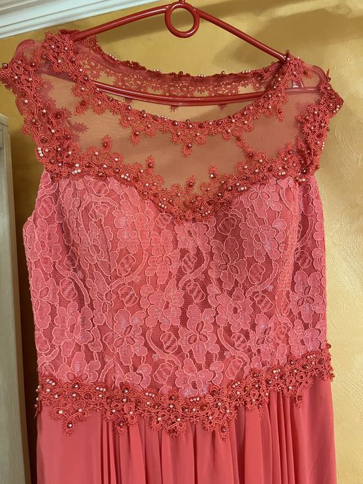 Вечірнє плаття