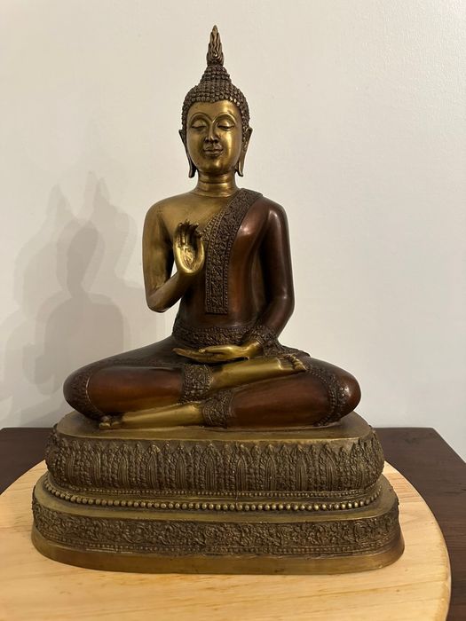 Estátua Buda de Bronze