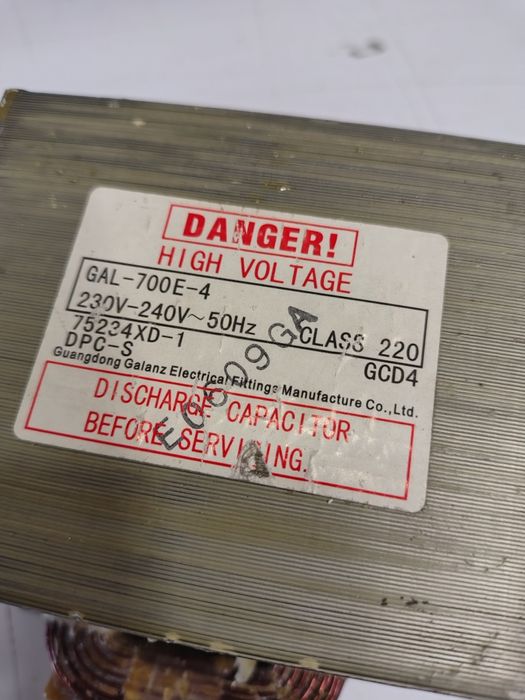 Transformator mikrofala