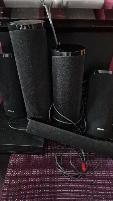 Kino domowe odtwarzacz Blu-ray/amplituner i 5 kolumn Sony BDV-E780W