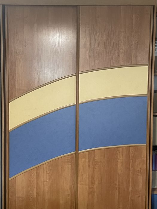 Szafa przesuwna plus dodatki