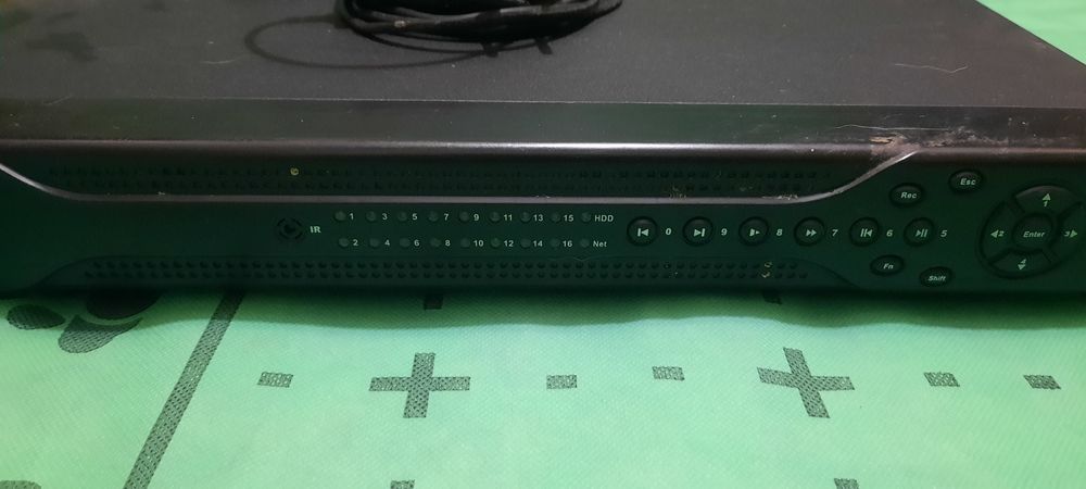 Видеорегистратор  DVR 0804 LE-AS (с кабелями)