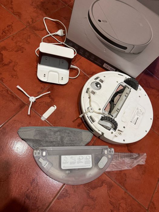 Робот пилосос  миючий Xiaomi Mi Robot Vacuum-Mop 2 Lite