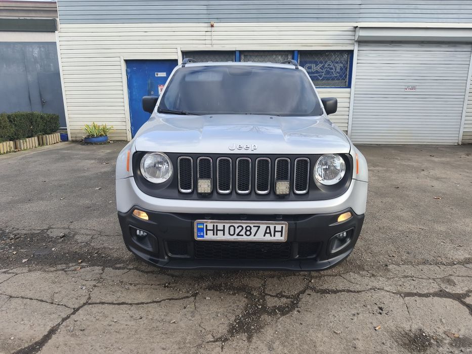 Jeep renegade 2.4 газ бензин полный привод автомат