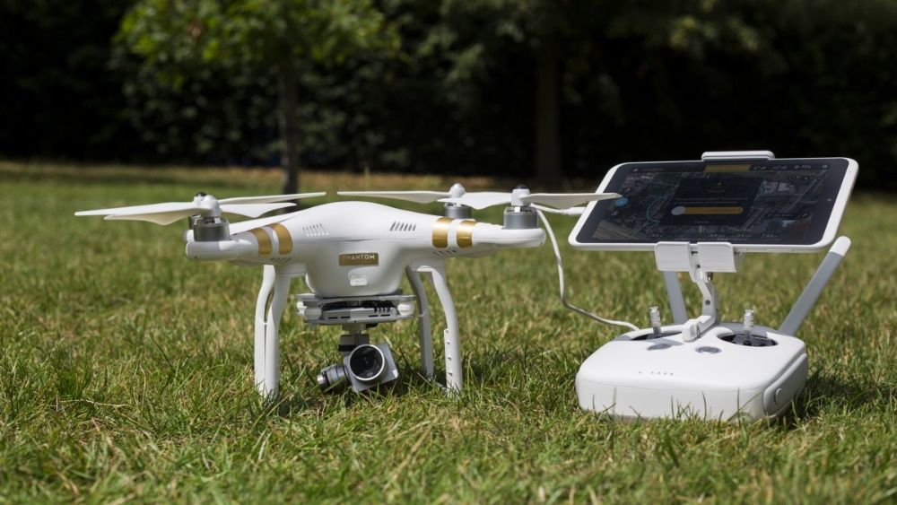 Drone Dji Phantom 3 Professional, adaptado para a pesca