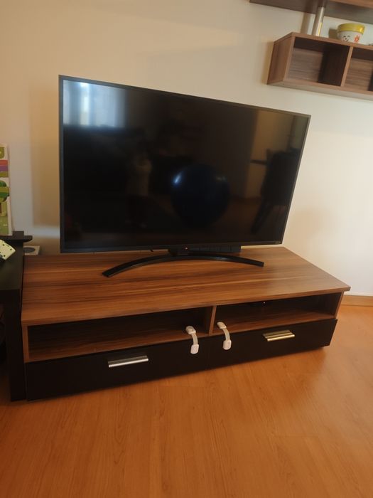 Movel de televisão