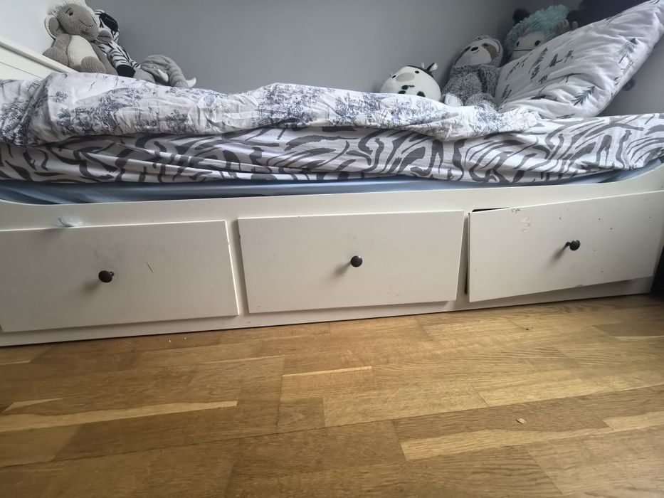 łóżko ikea Hermnes materac
